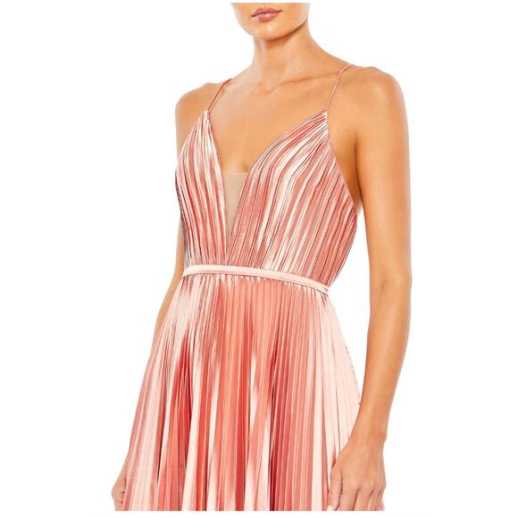 NWT Mac Duggal PLUNGE NECK PLEATED EVENING GOWN, Rose Gold, Sz 2, #49039 - Picture 3 of 9
